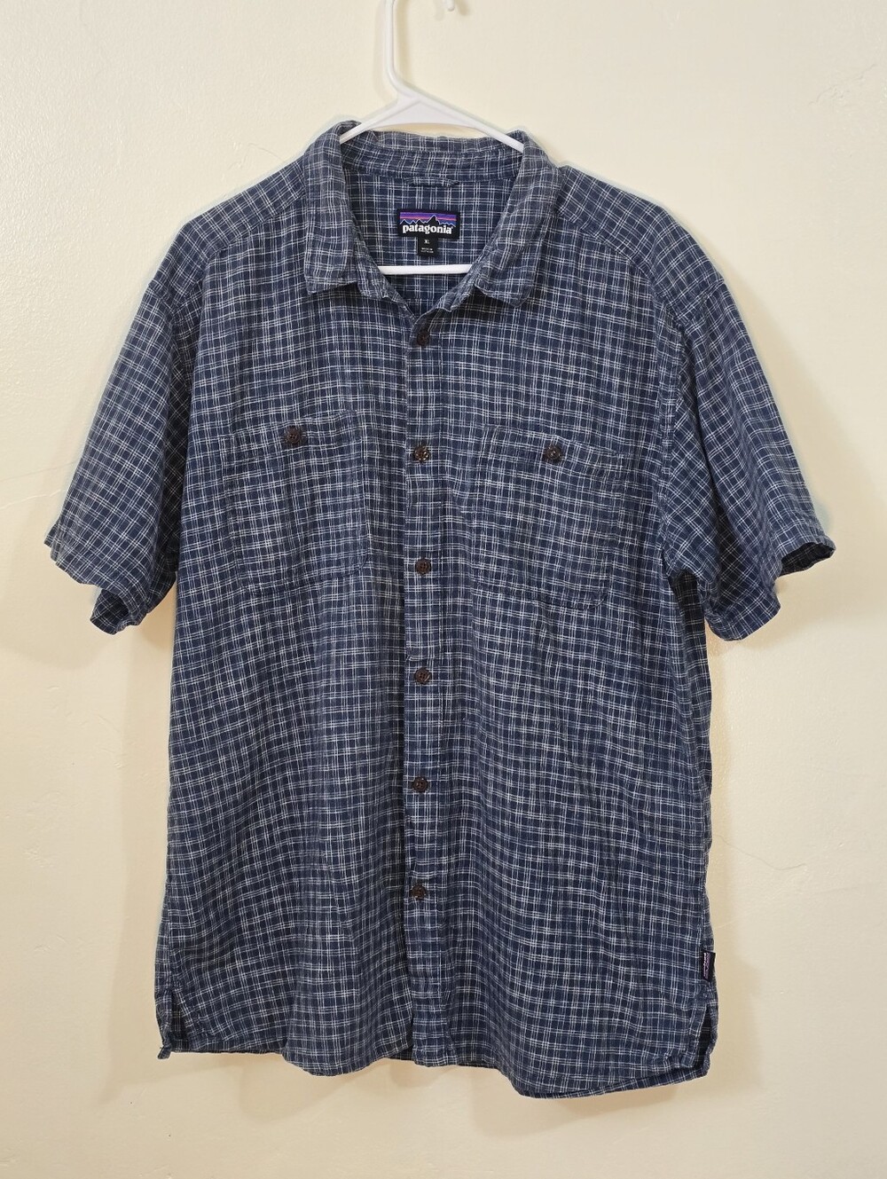 Patagonia XL Blue Plaid Button Up Short Sleeve Shirt Outdoor Hiking Organic